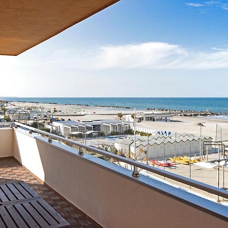 Апартаменти Crima Mare Luxury Мізано-Адріатіко Екстер'єр фото